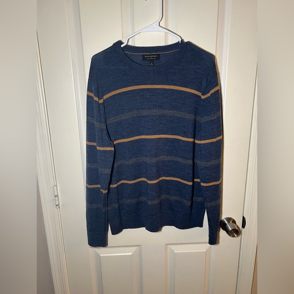 Banana Republic Other - Banana Republic 100% Merino Wool Striped Crewneck Sweater Size L Blue